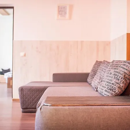 Apartment Zefir *